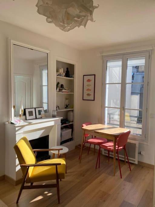 Modern Appartement W/ Tour Eiffel View In The 7Th Paris Exterior foto